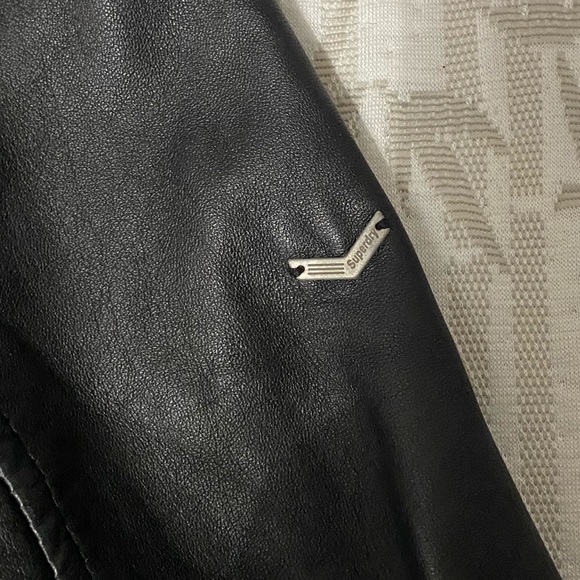 **SOLD** SUPERDRY LEATHER JACKET - Picture 10 of 13